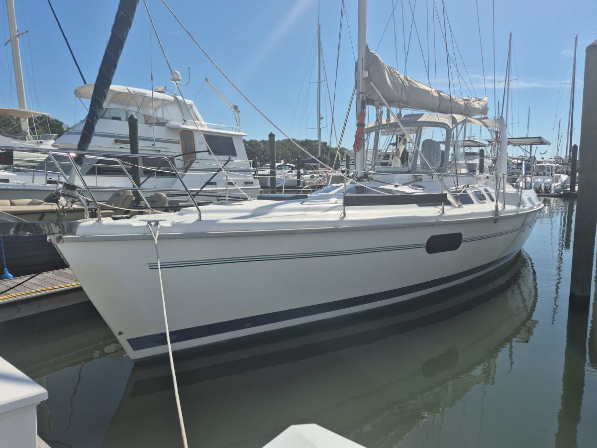 Hunter 420 Passage