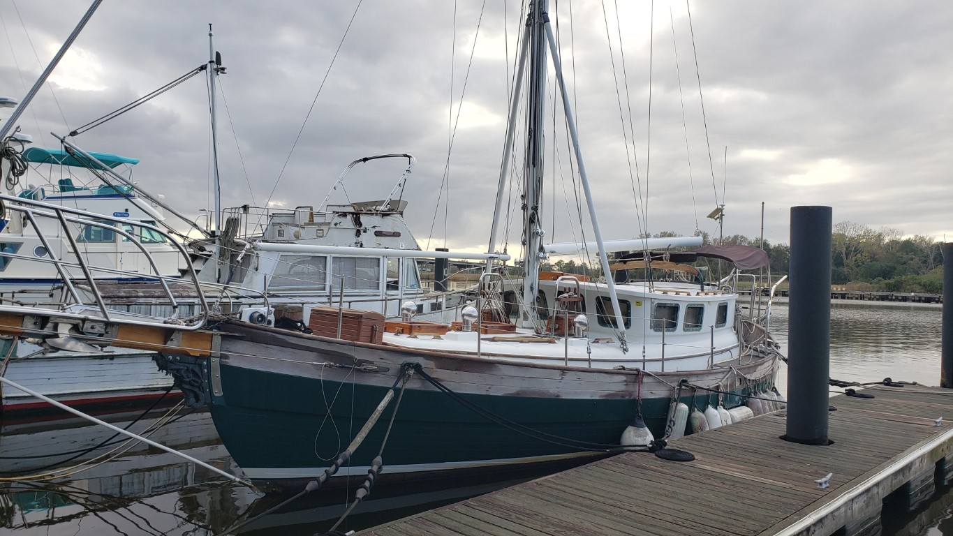 Hans Christian Pilothouse 39