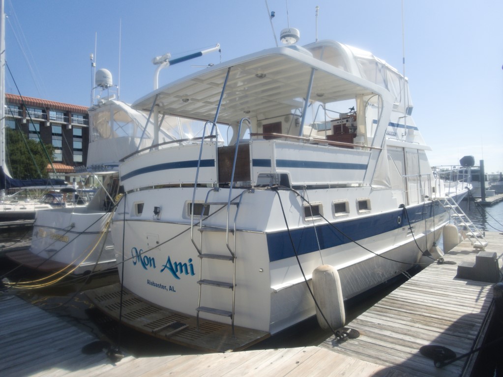 1985 Jefferson 45 Motor Yacht