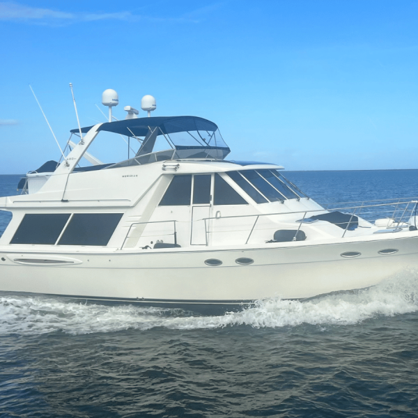 Meridian 490 Pilot House